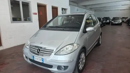 Usata Mercedes A200 Avantgarde 136 CV (100 kW) 2005 Grigio Berlina