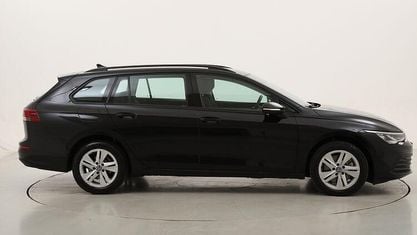 Gebraucht VW Golf VIII Life 116 PS (85 kW) 2021 Kombi