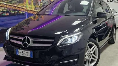 Nero Usata 2017 Mercedes B180 Premium Monovolume | 13.800 € (Buon prezzo)
