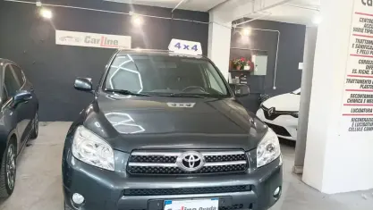 Usata Toyota RAV4 177 CV (130 kW) 2008 Grigio SUV
