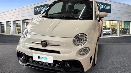 Bianco Usata 2022 Abarth 595 Due volumi | 18.900 € (Ottimo prezzo)