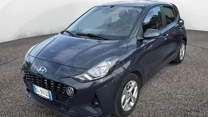 Grigio Usata 2022 Hyundai i10 Due volumi | 12.500 € (Buon prezzo)