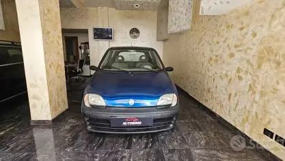Usata Fiat 600 Active 54 CV (39 kW) 2007 Blu Utilitaria