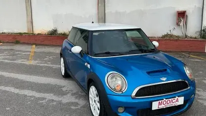 Usata Mini Cooper S 175 CV (128 kW) 2007 Blu Utilitaria