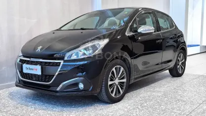 Usata Peugeot 208 Allure 110 CV (80 kW) 2018 Nero Utilitaria