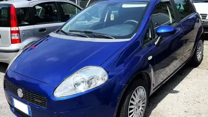 Usata Fiat Punto 75 CV (55 kW) 2008 Blu Utilitaria