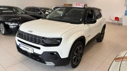Usata Jeep Avenger Summit 101 CV (74 kW) 2023 Bianco SUV