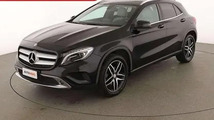 Usata Mercedes GLA200 136 CV (100 kW) 2016 Nero SUV