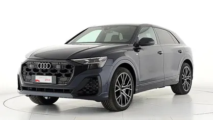 Usata 2025 Audi Q8 S-Line SUV | 89.900 € (Cara)