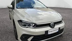 Beige Usata 2023 VW Polo Life Tre volumi | 16.400 € (Ottimo prezzo)