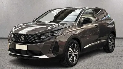 Usata 2022 Peugeot 3008 Allure SUV | 22.900 € (Buon prezzo)