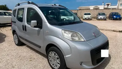 Usata Fiat Qubo Dynamic 77 CV (56 kW) 2012 Grigio Monovolume