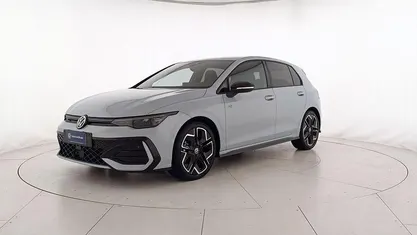 Usata 2025 VW Golf R-line Plus Berlina | 33.900 € (Buon prezzo)
