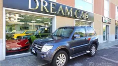 Grigio metallizzato Usata 2008 Mitsubishi Pajero Instyle SUV | 18.990 € (Buon prezzo)