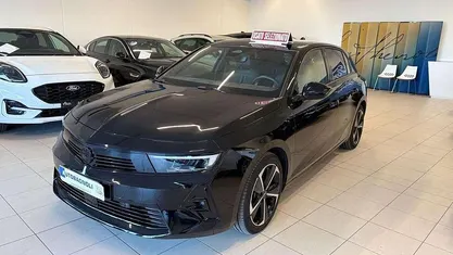 Usata Opel Astra 131 CV (96 kW) 2025 Nero Berlina