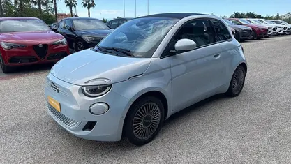 Usata Fiat 500e Icon 69 kW (95 CV) 2020 Bianco Cabrio