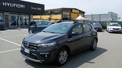 Grigio Usata 2022 Dacia Sandero Comfort Due volumi | 13.900 € (Buon prezzo)