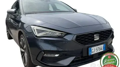 Usata Seat Leon Style 131 CV (96 kW) 2022 Grigio scuro Berlina