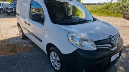 Usata Renault Kangoo 90 CV (66 kW) 2018 Bianco Monovolume
