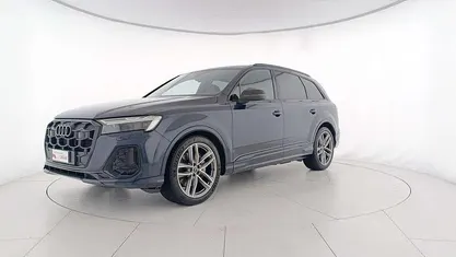 Usata 2024 Audi Q7 S-Line SUV | 83.500 €