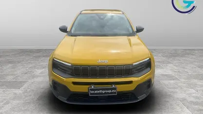 Usata 2025 Jeep Avenger Longitude SUV | 21.900 € (Buon prezzo)
