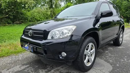 Usata Toyota RAV4 136 CV (100 kW) 2007 Nero SUV