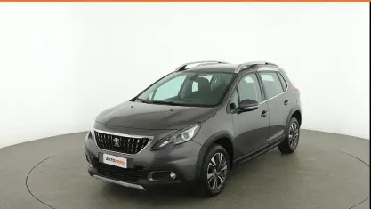 Usata Peugeot 2008 Allure 120 CV (88 kW) 2019 Grigio SUV