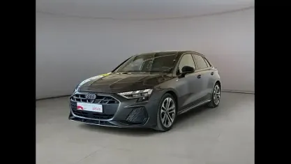 Używany Audi A3 Sportback S-Line 150 KM (110 kW) 2025 Szary Hatchback