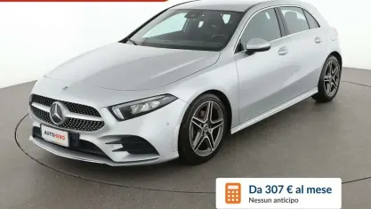 Usata Mercedes A180 AMG line 136 CV (100 kW) 2021 Argento Berlina