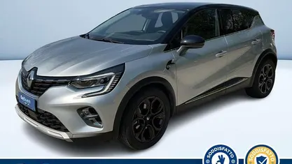Grigio metallizzato Usata 2021 Renault Captur Intens SUV | 14.800 € (Ottimo prezzo)