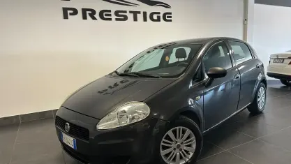 Usata Fiat Punto 69 CV (50 kW) 2011 Grigio Utilitaria