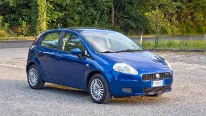 Usata Fiat Grande Punto Active 75 CV (55 kW) 2007 Blu Utilitaria