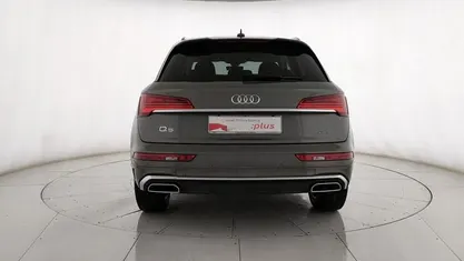 Grigio chronos metallizzato Usata 2024 Audi Q5 S-Line SUV | 49.900 € (Buon prezzo)