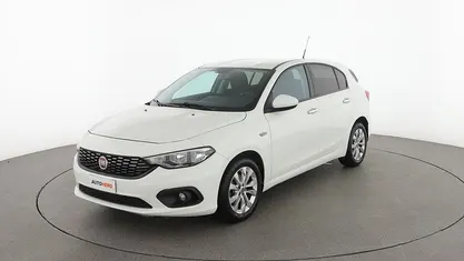 Begagnad Fiat Tipo Pop 95 HK (69 kW) 2016 Vit