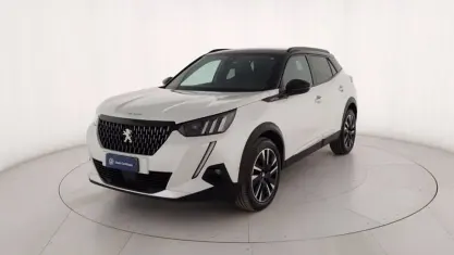 Usata Peugeot 2008 GT-line 110 CV (80 kW) 2021 Grigio metallizzato SUV