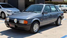 Usata 1988 Ford Escort Tre volumi | 4900 €