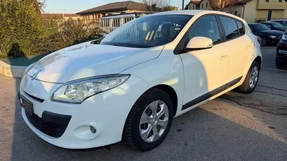 Usata Renault Mégane Business 110 CV (80 kW) 2009 Berlina