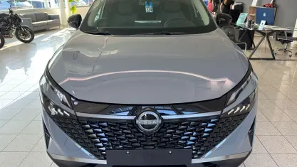 Nuova Nissan Qashqai N-Connecta 158 CV (116 kW) 2026 Ceramic gray SUV