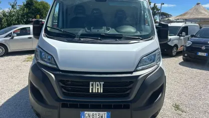 Usata Fiat Ducato 33 140 CV (102 kW) 2023 Blu Furgone