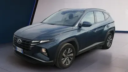 Grigio Usata 2023 Hyundai Tucson SUV | 23.900 € (Buon prezzo)