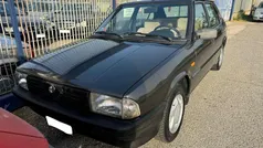 Usata 1988 Alfa Romeo 33 Tre volumi | 5000 €