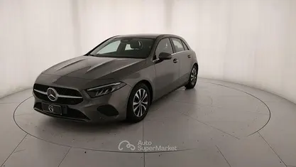 Usata 2023 Mercedes A180 Executive Berlina | 29.400 € (Buon prezzo)