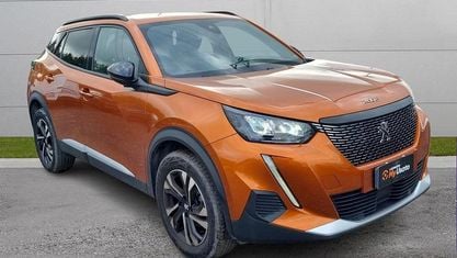 Usata Peugeot 2008 Allure 100 CV (73 kW) 2023 Orange fusion SUV