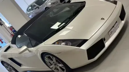 Usata Lamborghini Gallardo 519 CV (381 kW) 2006 Bianco Cabrio