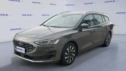 Usata Ford Focus Titanium 120 CV (88 kW) 2025 Grigio scuro Station wagon