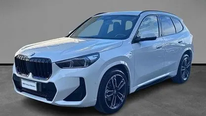 Usata BMW X1 M Sport 150 CV (110 kW) 2023 Alpin white pastello SUV