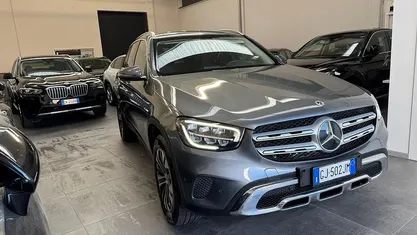 Grigio Usata 2022 Mercedes GLC300e Business SUV | 35.499 € (Buon prezzo)