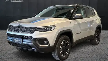 Usata Jeep Compass Trailhawk 241 CV (177 kW) 2021 Grigio SUV