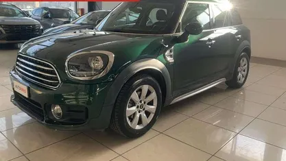 Usata Mini One D Countryman 116 CV (85 kW) 2018 Verde SUV