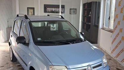 Usata Fiat Panda Dynamic 77 CV (56 kW) 2011 Blu Berlina